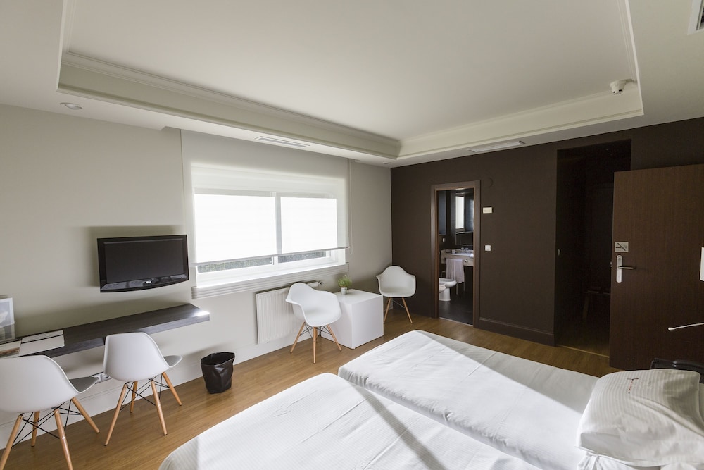 Hotel Río Bidasoa in Fuenterrabia, Spain