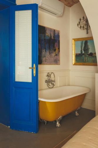 Residenza dell'Orto Residenze Tonnina Group — 4-Star Luxury Hotel in Guardistallo, Italy