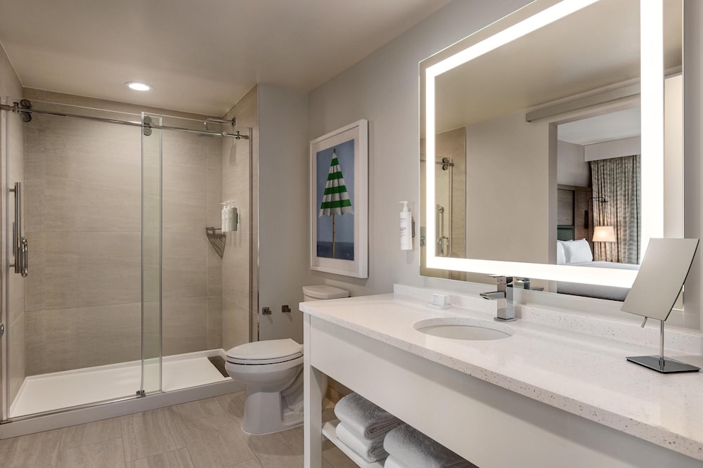 Embassy Suites by Hilton Panama City Beach Resort - photo 61