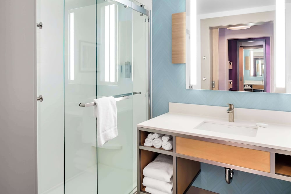 Hilton Garden Inn North Conway - photo 34