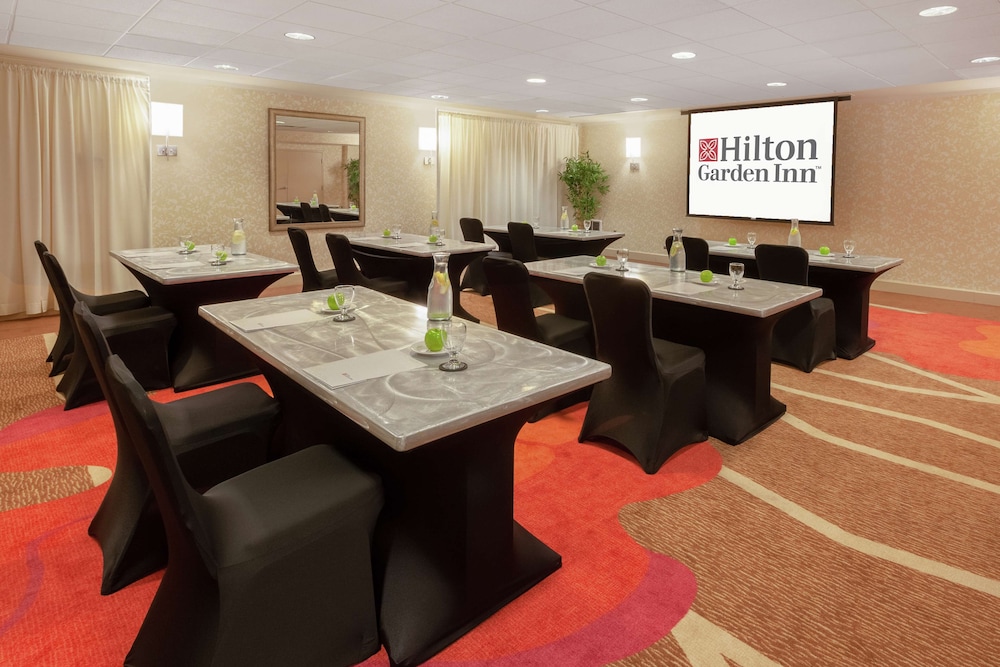 Hilton Garden Inn Pittsburgh University Place - photo 33