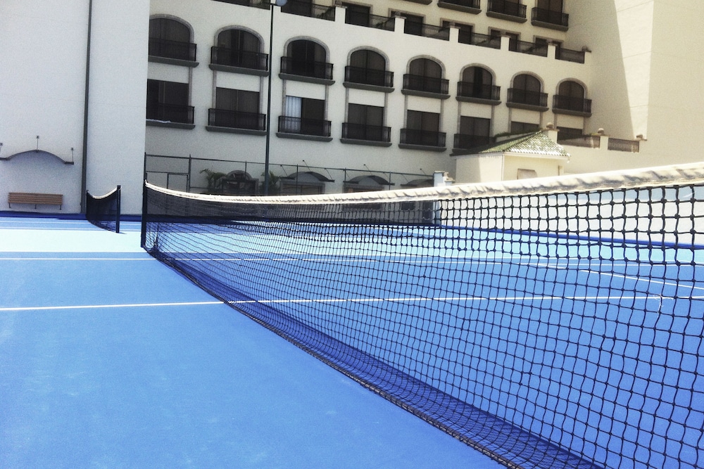 Tennis court