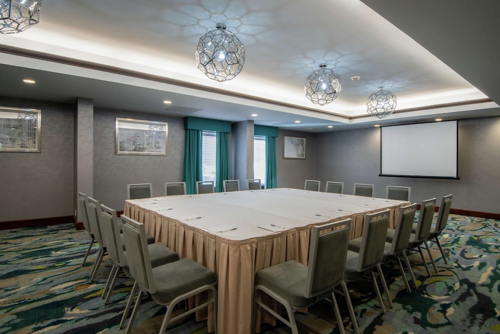 Hampton Inn Waldorf - photo 29