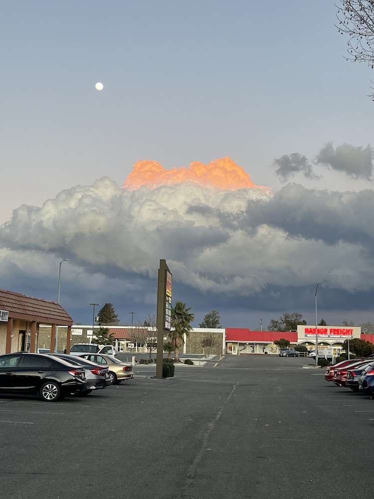 Crystal Motel - photo 21
