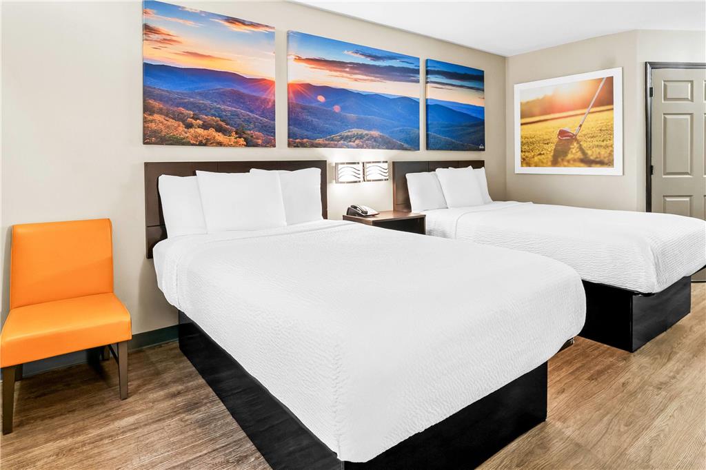 Days Inn by Wyndham Spartanburg - photo 21