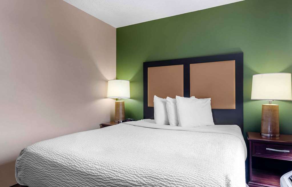 Extended Stay America Select Suites Dallas Farmers Branch - photo 10