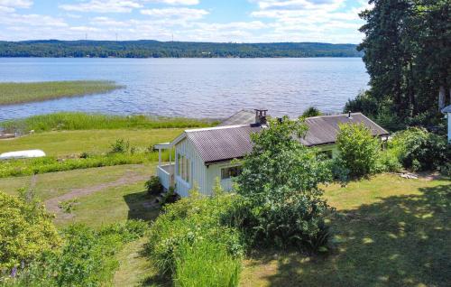 3 Bedroom Stunning Home In Tvärred — 4-Star Luxury Hotel in Ulricehamn, Sweden