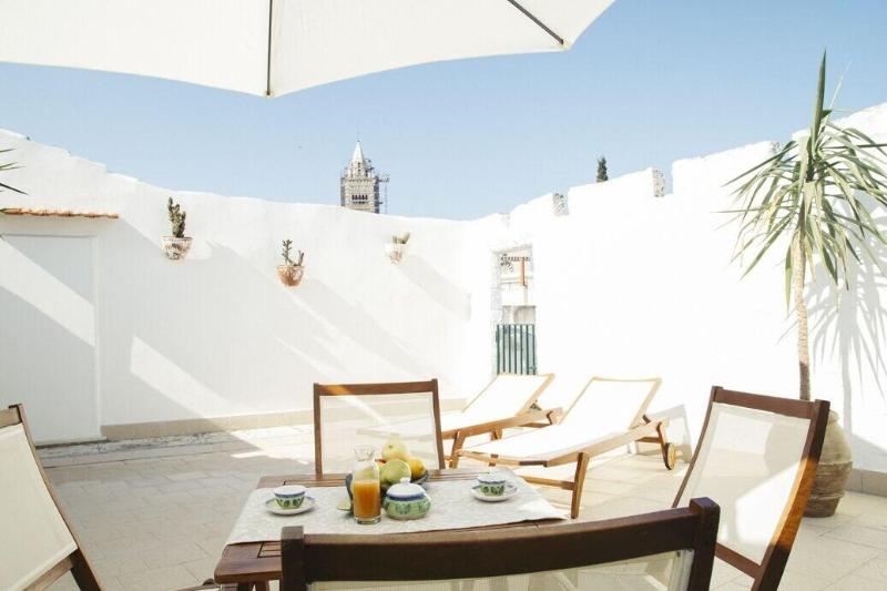 Palazzo Bianchi Domus Holidays — hotel in Trani