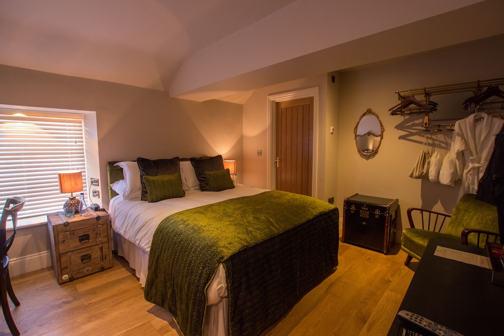 The Peacock at Barlow — Dronfield — photo 4