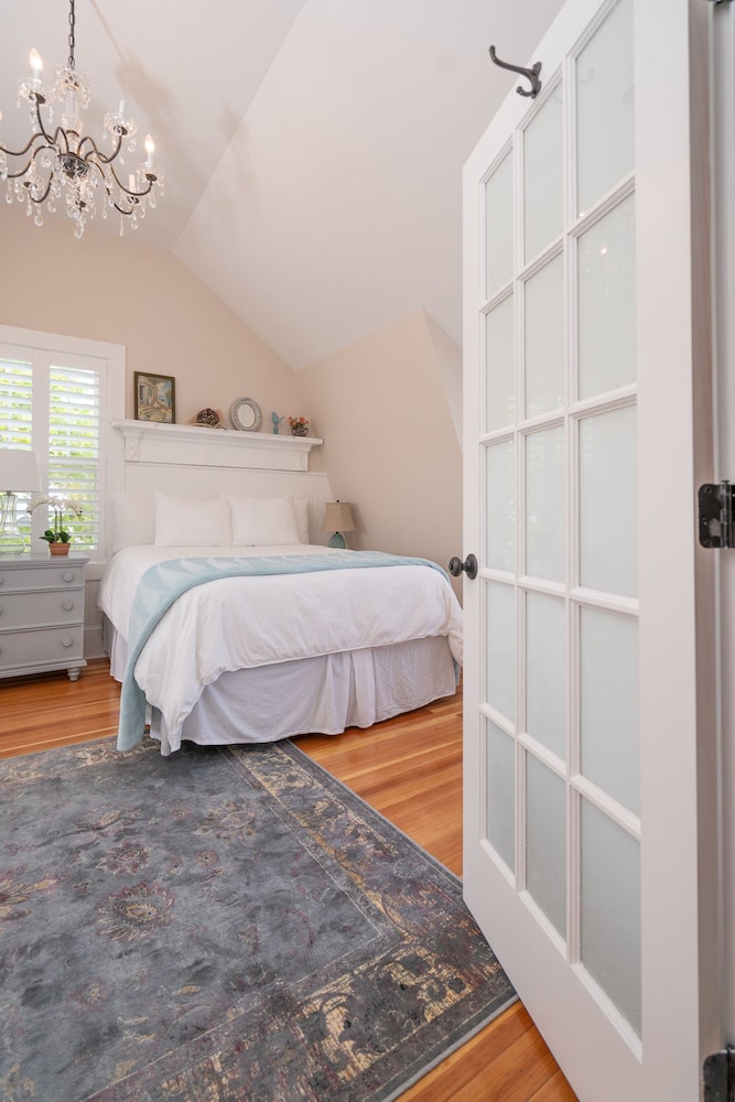 Marginal Way House Hotel - photo 21