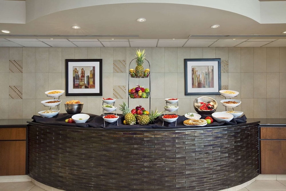 Embassy Suites Buffalo - photo 33