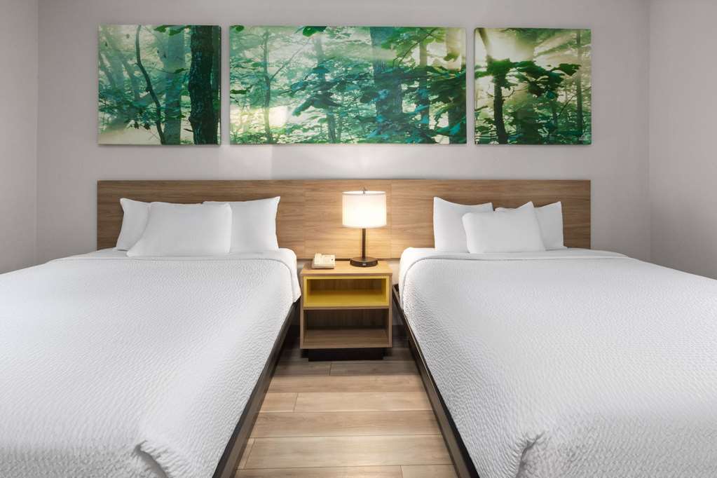 Days Inn by Wyndham Hutchinson - photo 16