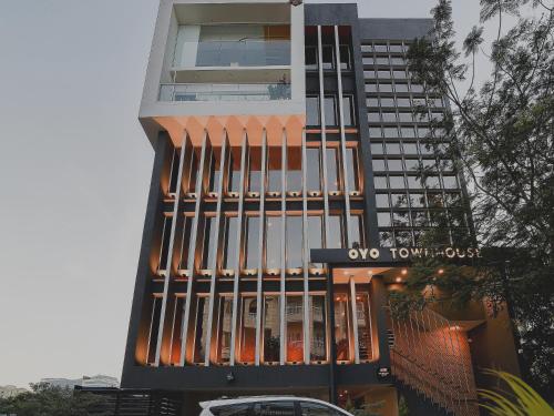 Super Townhouse Spruce Hotels Bellandur — 4-Star Luxury Hotel in Bengaluru, India