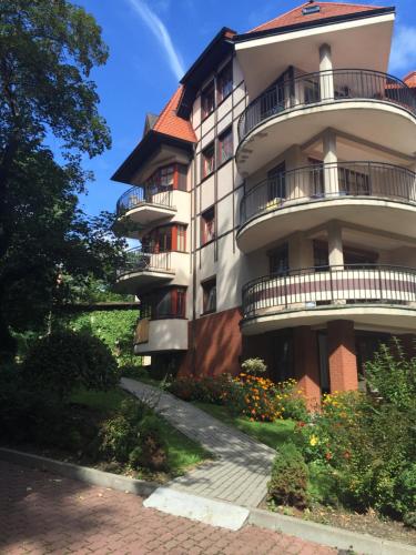 Apartament cesarski Dwor — 4-Star Luxury Hotel in Krynica Morska, Poland