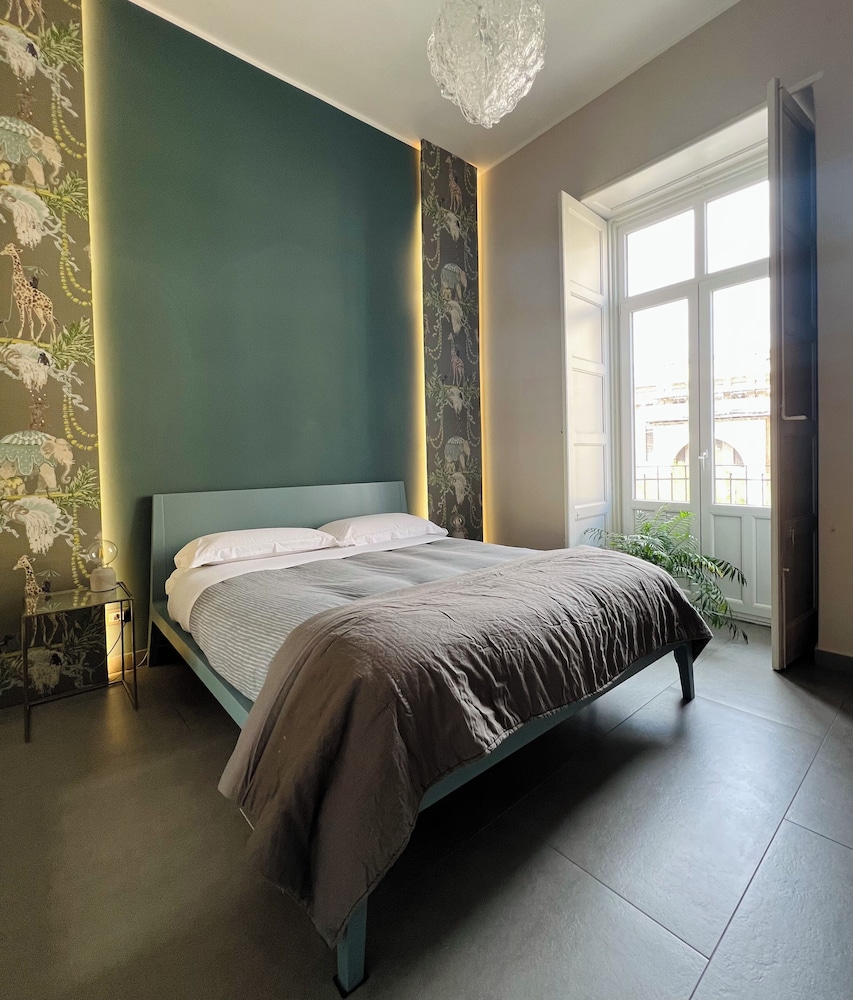 Catania Rooms — 4-Star Luxury Hotel in Catania, Italy
