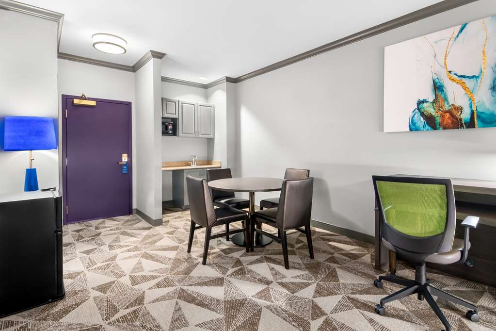 Big Country Hotel & Suites SureStay Collection by BW - photo 12