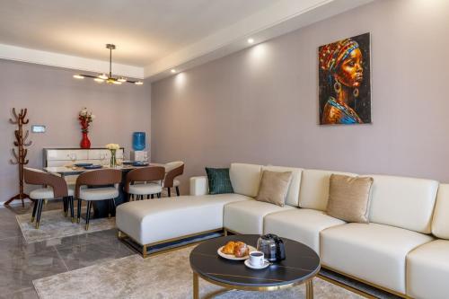 Sunset Skyline Alba by YourHost1 bedroom Nairobi — 4-Star Luxury Hotel in Nairobi, Kenya