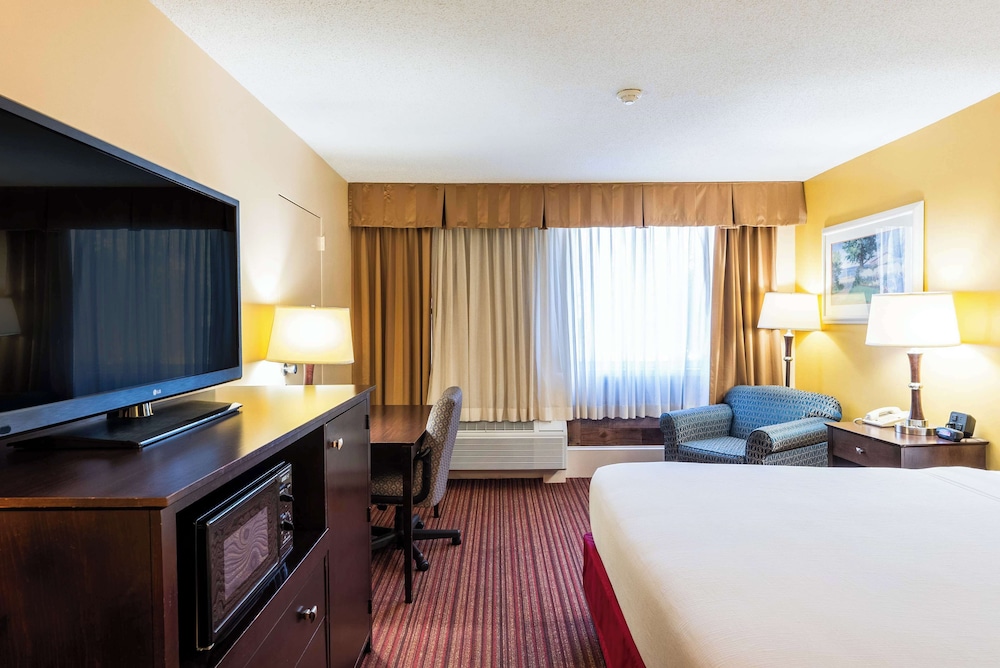 Fireside Inn & Suites Portland - photo 47