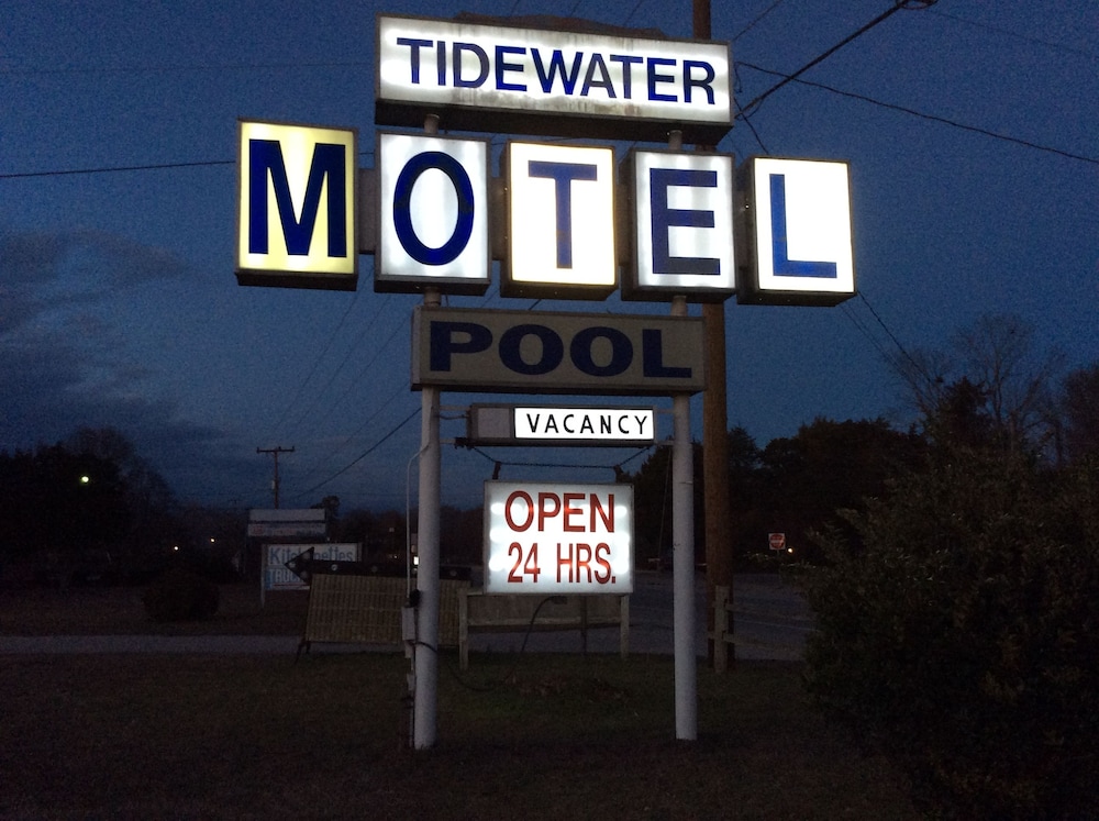 Tidewater Motel - photo 27