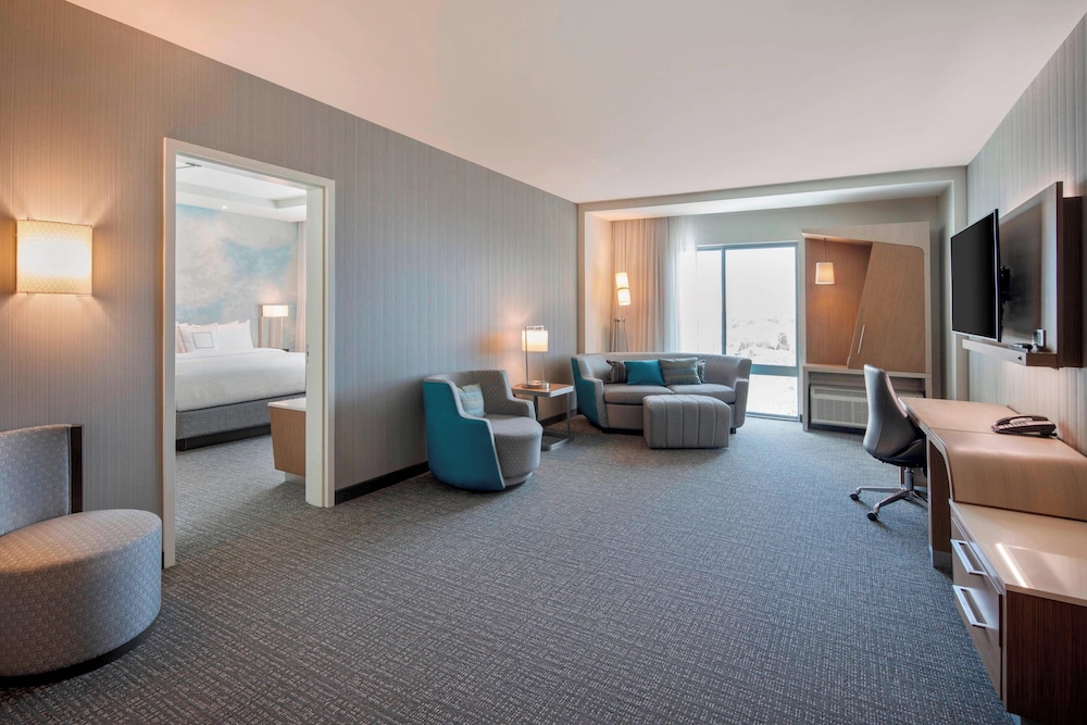 Courtyard by Marriott Atlanta Vinings Galleria - photo 17