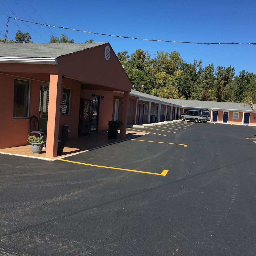 Shaws Komfort Motel - photo 17