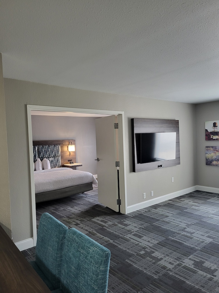 Hampton Inn Houston Deer Park Ship Area - photo 8