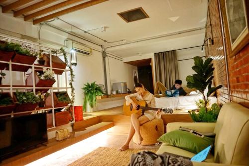 Hidden Habitat Design Guesthouse
