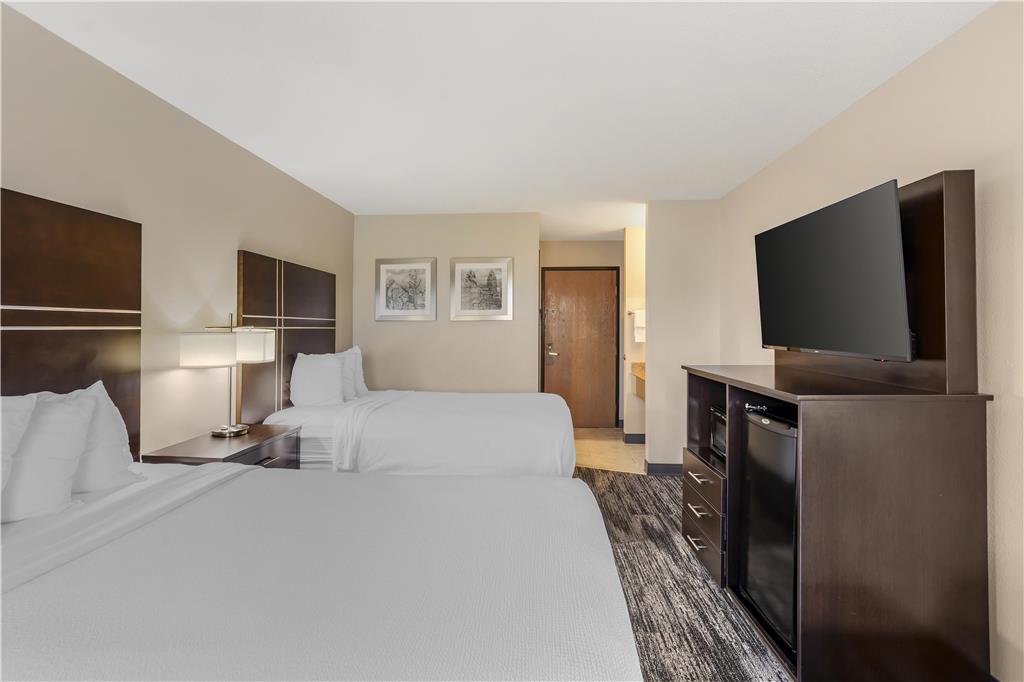 Best Western Shippensburg Hotel - photo 44