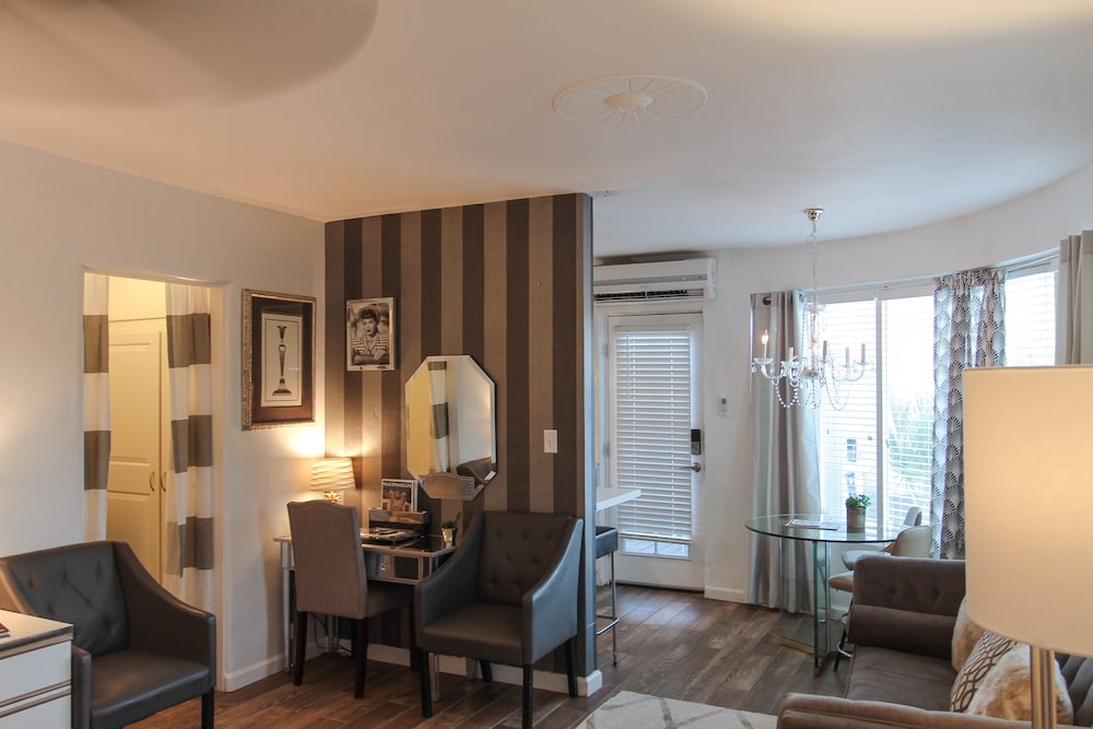 The Westcott - photo 19