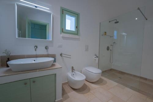 Villa Eva villa privata con piscina a sfioro — 4-Star Luxury Hotel in Ostuni, Italy