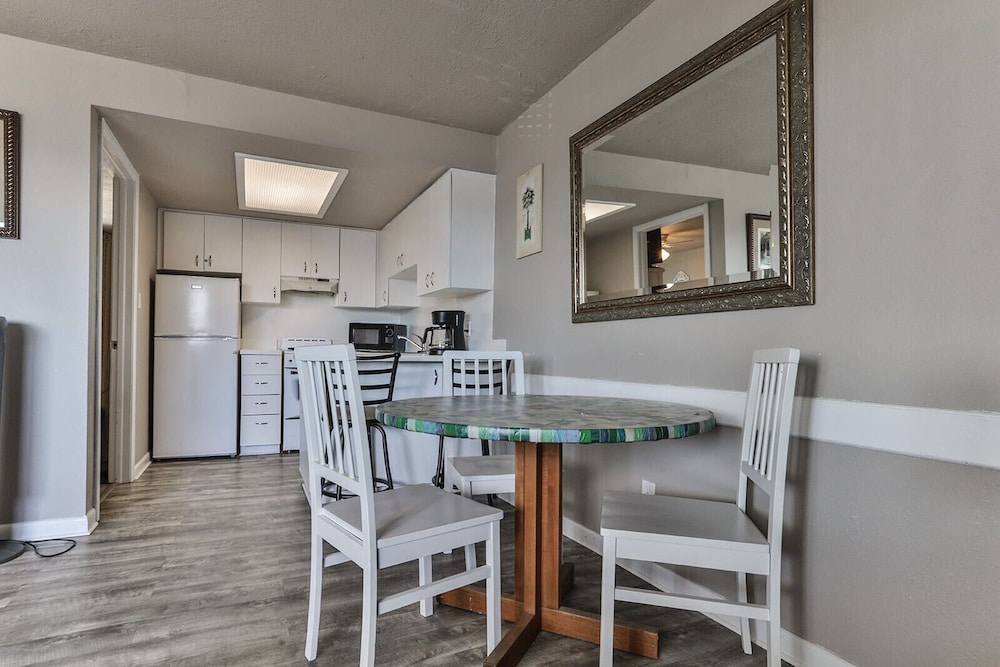 Coastal Waters Inn - photo 120