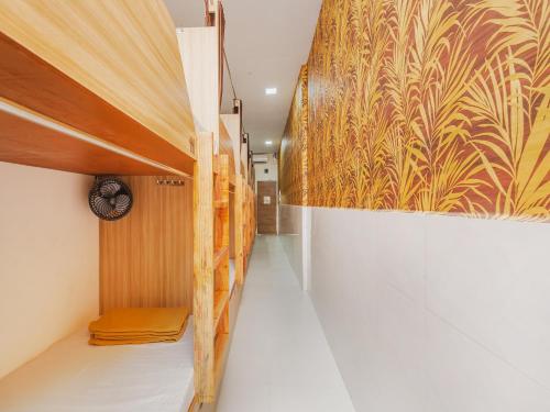 Sahara Dormitory Stay near NESCO Bombay Exhibition Centre