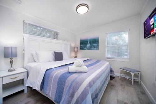 Fully Renovated house 10 min to Mayo Clinic — 4-Star Luxury Hotel in Jacksonville, United States