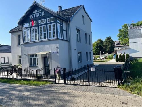 Willa WIBOR ulica Tęsknoty 5 Dziwnów in Dziwnow, Poland
