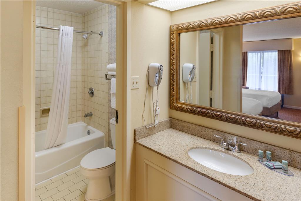 Best Western Hickory - photo 14