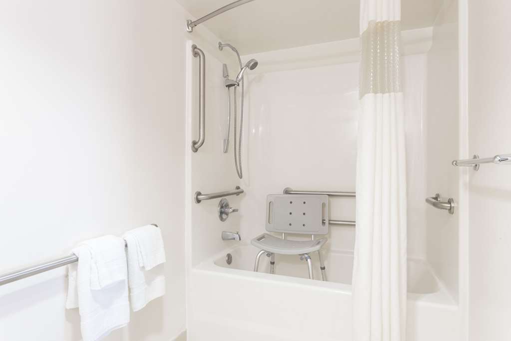 Days Inn by Wyndham Chiefland - photo 12