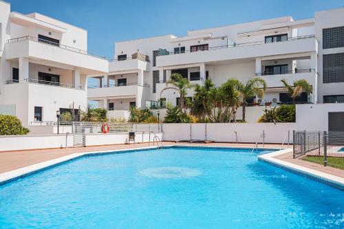 Apartamento Cañada Honda Conil — 4-Star Luxury Hotel in Conil De La Frontera, Spain