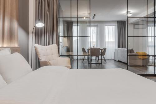 The Grey Suites Central Free Parking Self Check In — 4-Star Luxury Hotel in Oradea, Romania