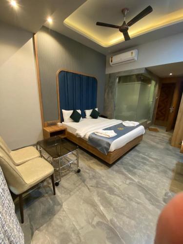 Hotel AR Residency