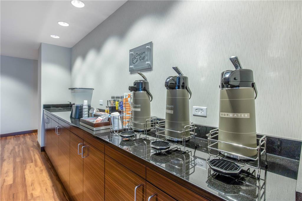 MainStay Suites St. Louis Airport - photo 24