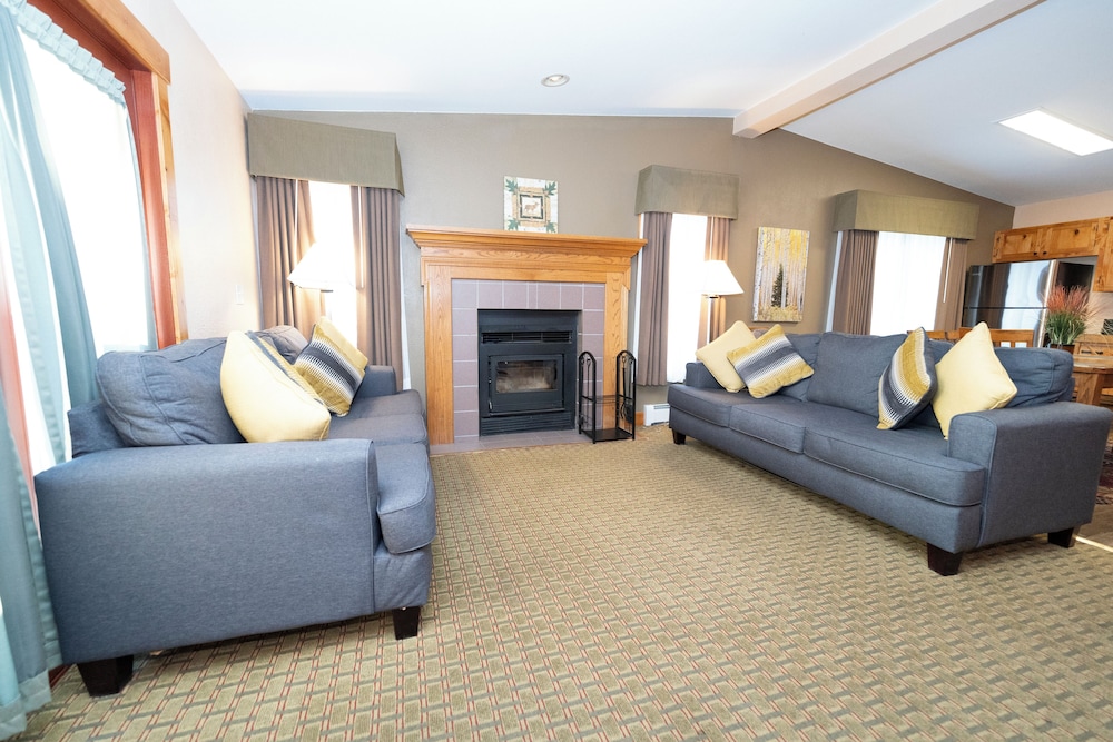 Silver Moon Inn - photo 120