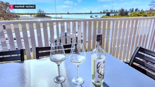 What A View Unit4 120 Lamont St Bermagui Holiday Unit — Bermagui — photo 2