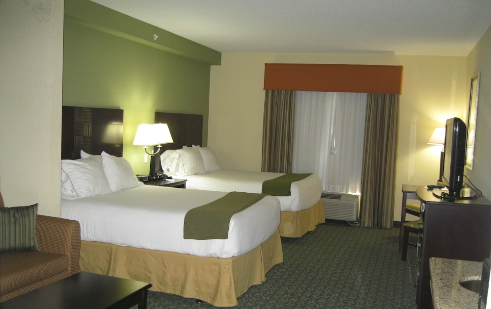 Holiday Inn Express & Suites Covington by IHG - photo 11