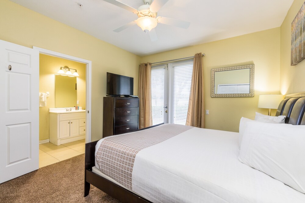 Vista Cay Resort Direct Townhomes by Millennium Management - photo 7