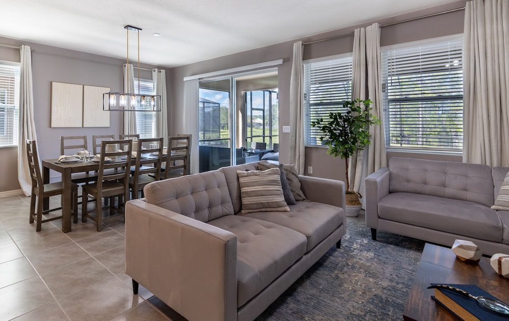 7660oml solterra Resort 5 Bedroom Home by RedAwning - photo 15