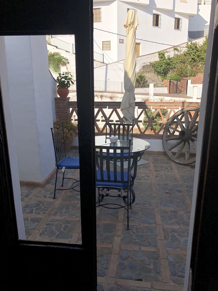 Hotel Posada Del Bandolero — Almachar — photo 5