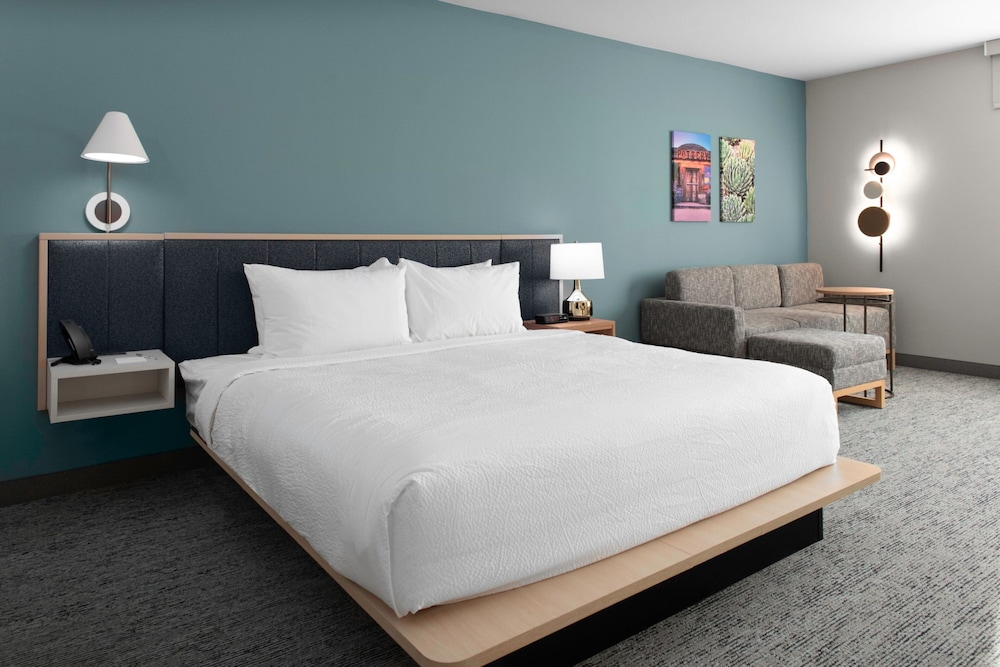 TownePlace by Marriott Suites Buckeye Verrado - photo 7