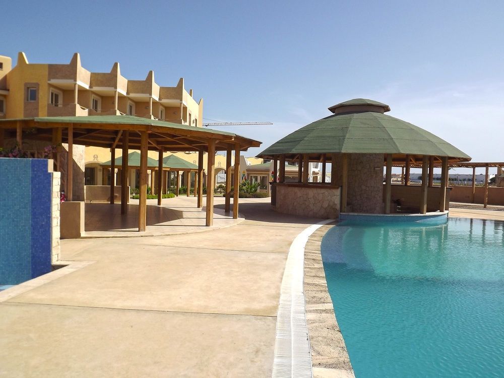 Apartment in Tropical Resort pool close to beach in Santa Maria, Cape Verde