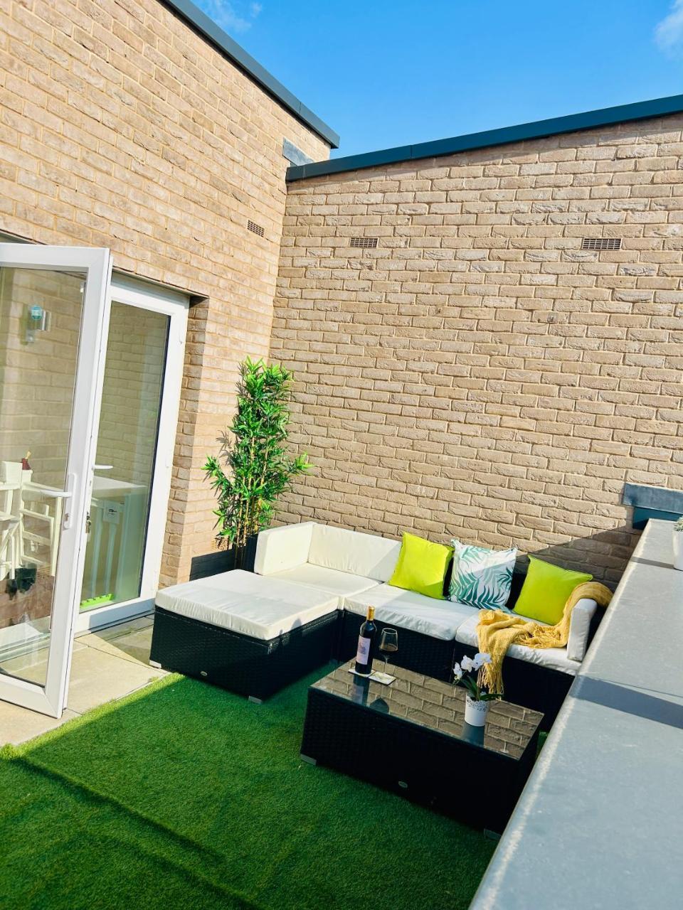 Comfortable Double Room Single Room In Vibrant Hatfield Neighbourhood — Hatfield