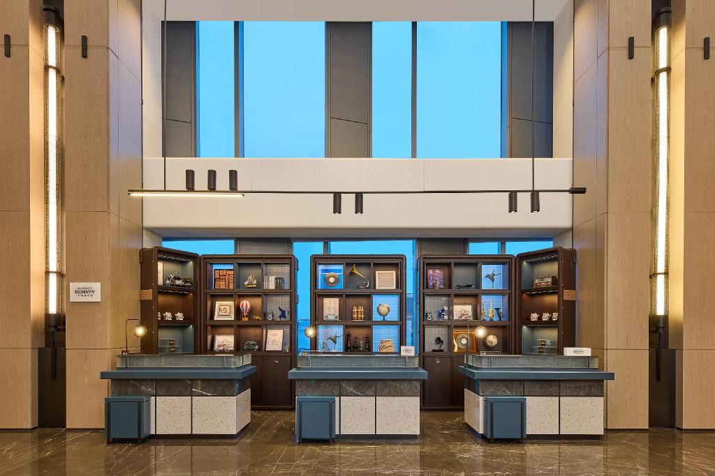 Four Points by Sheraton Shenzhen Bay — 4-Star Luxury Hotel in Shenzhen, People's Republic of China